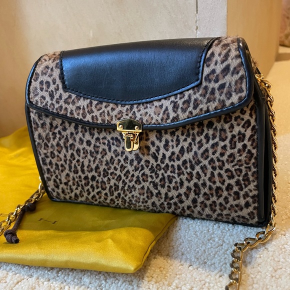 VBH Aurora Shoulder Bag - Picture 2 of 9